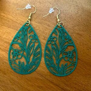 Turquoise floral earrings